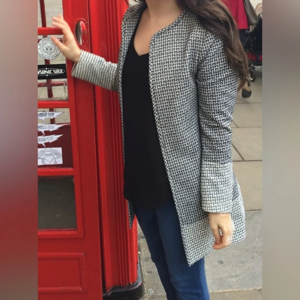 Classy, patterned jacket - Picture 3 of 6